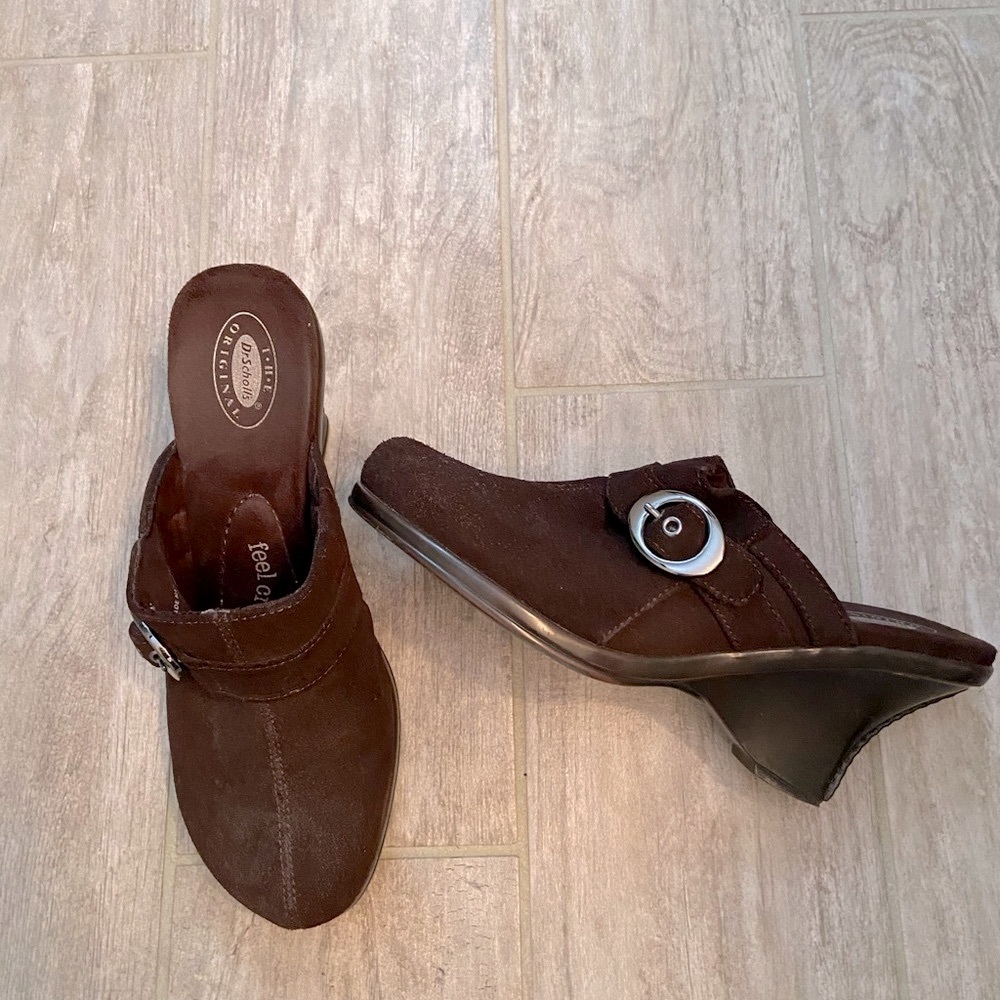 Comfy Clogs. - image 2